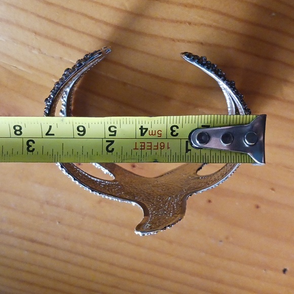 Starfish Bracelet Bangle Cuff - Picture 5 of 8